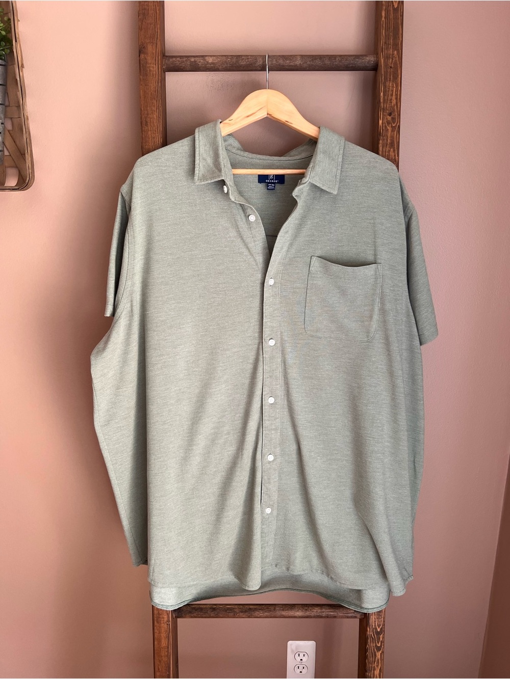 George Light Sage Short-Sleeve Button-Down Shirt